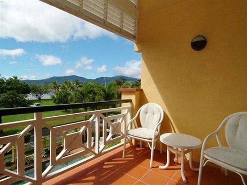 Waterfront Terraces Aparthotel Cairns Exterior photo